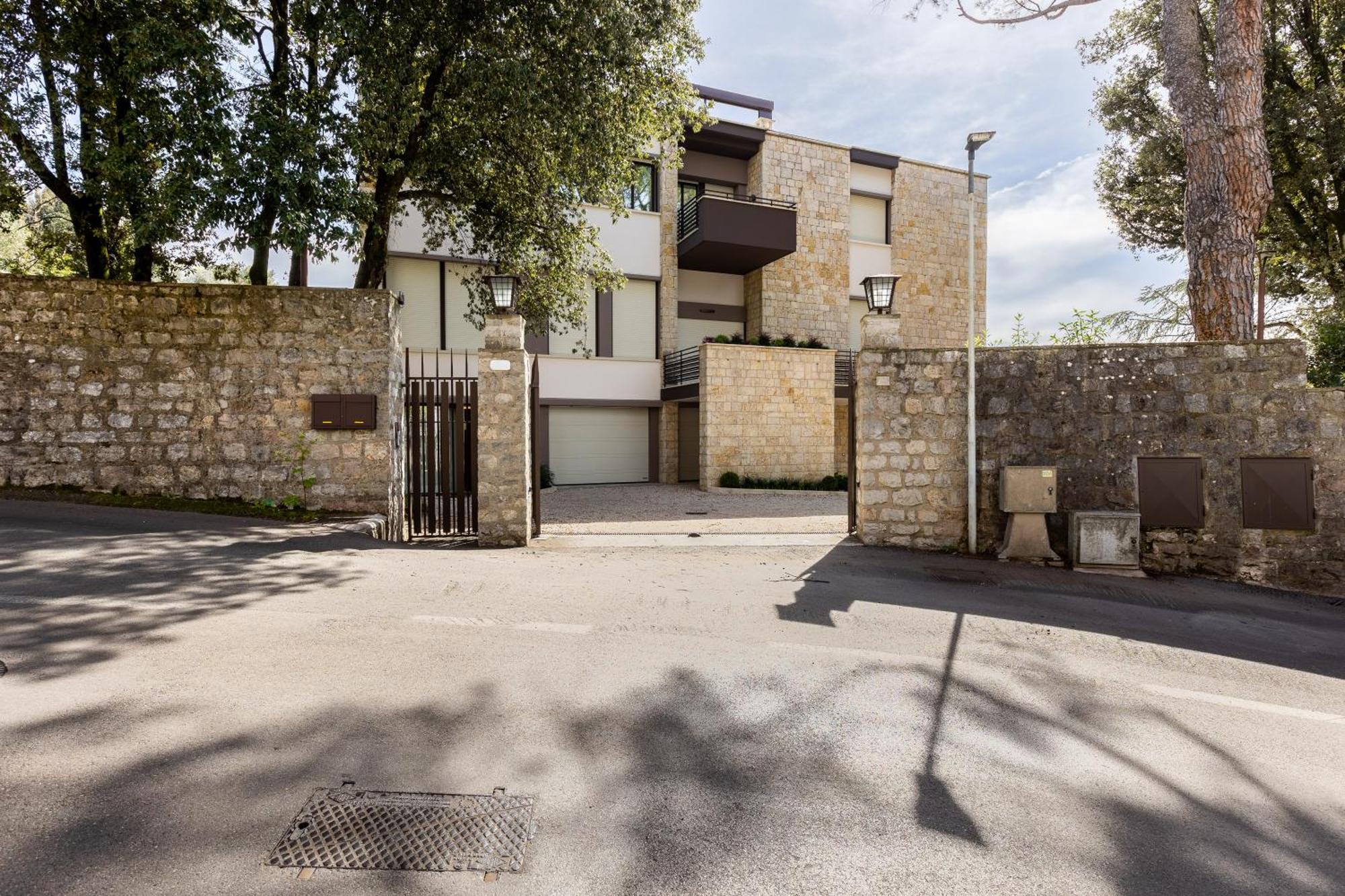Exclusive Perugia Getaway - Apartments With Shared Pool & Parking Kültér fotó